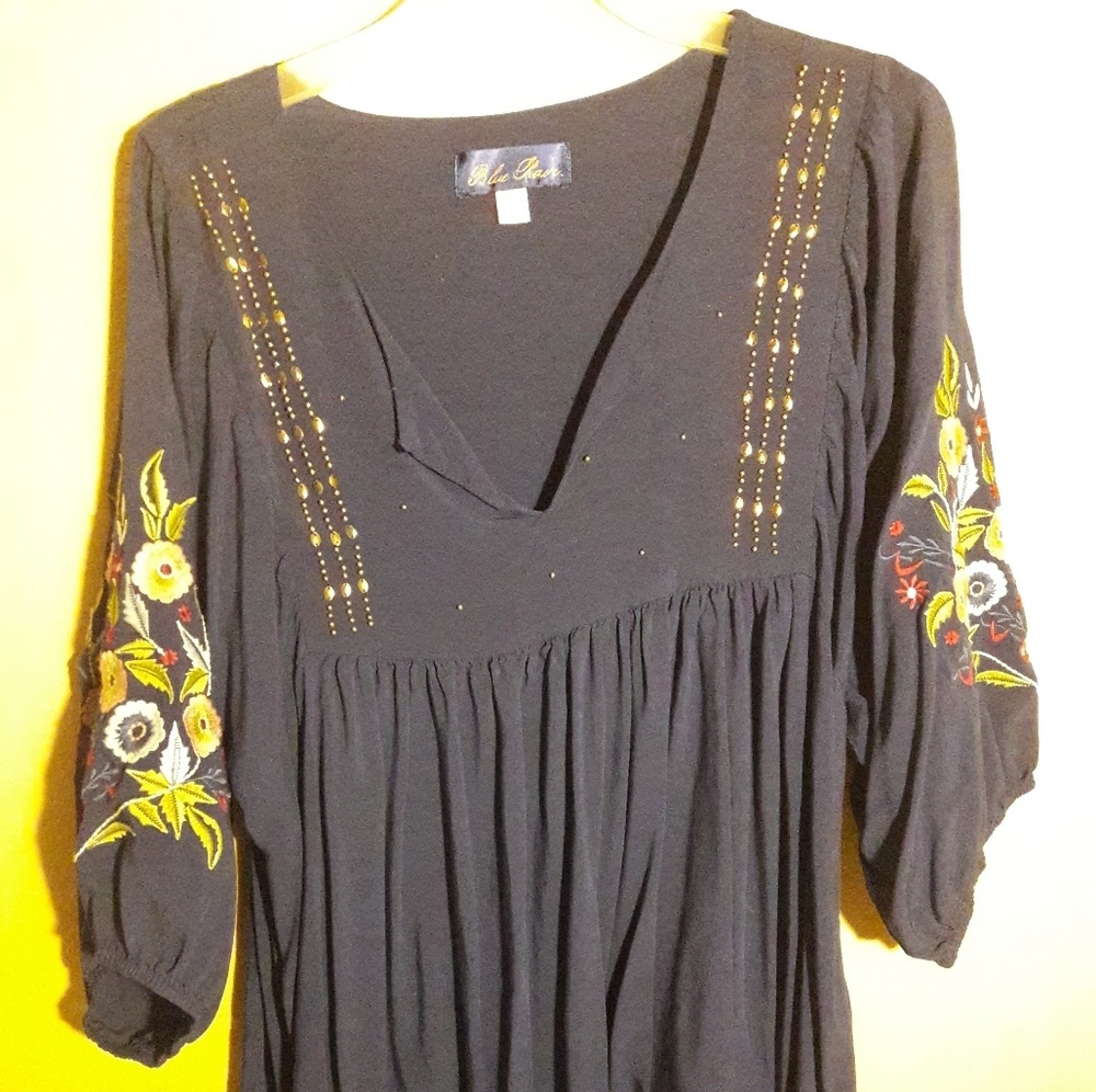 Blue Rain Tops - 3/4 Sleeve Blouse - NWOT